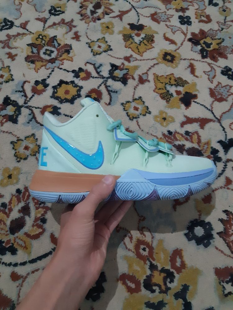 nike kyrie 5 Squidward
