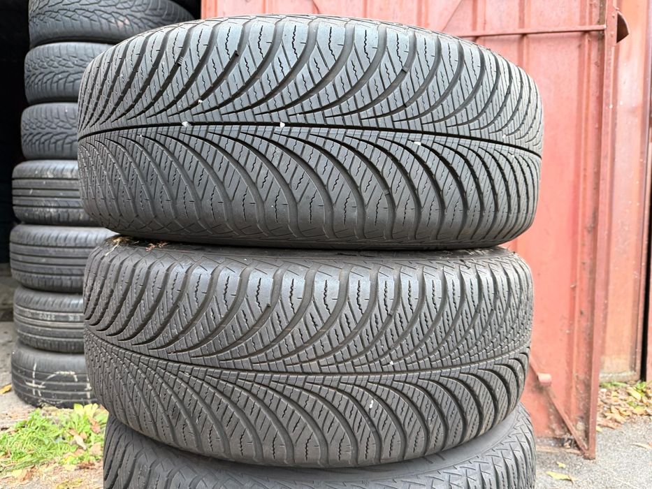 Roti Bmw x3 f25 225/60/17 5x120 Goodyear IARNA