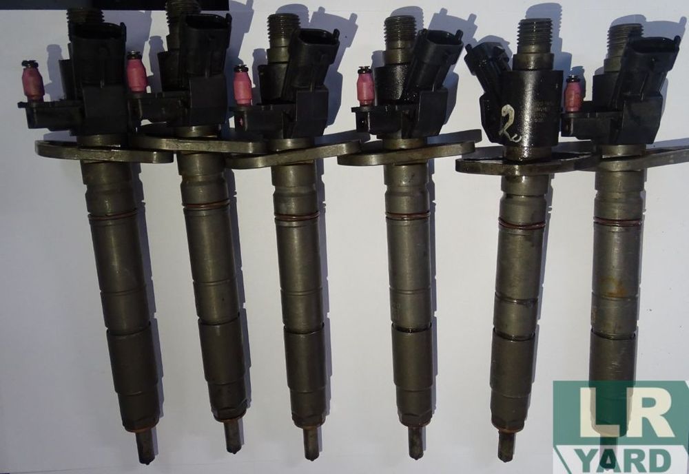 Set 6 injectoare motor 3.0 TDV6 Discovery 4 Range Rover Sport Jaguar XF XJ dezmembrari / dezmembrez