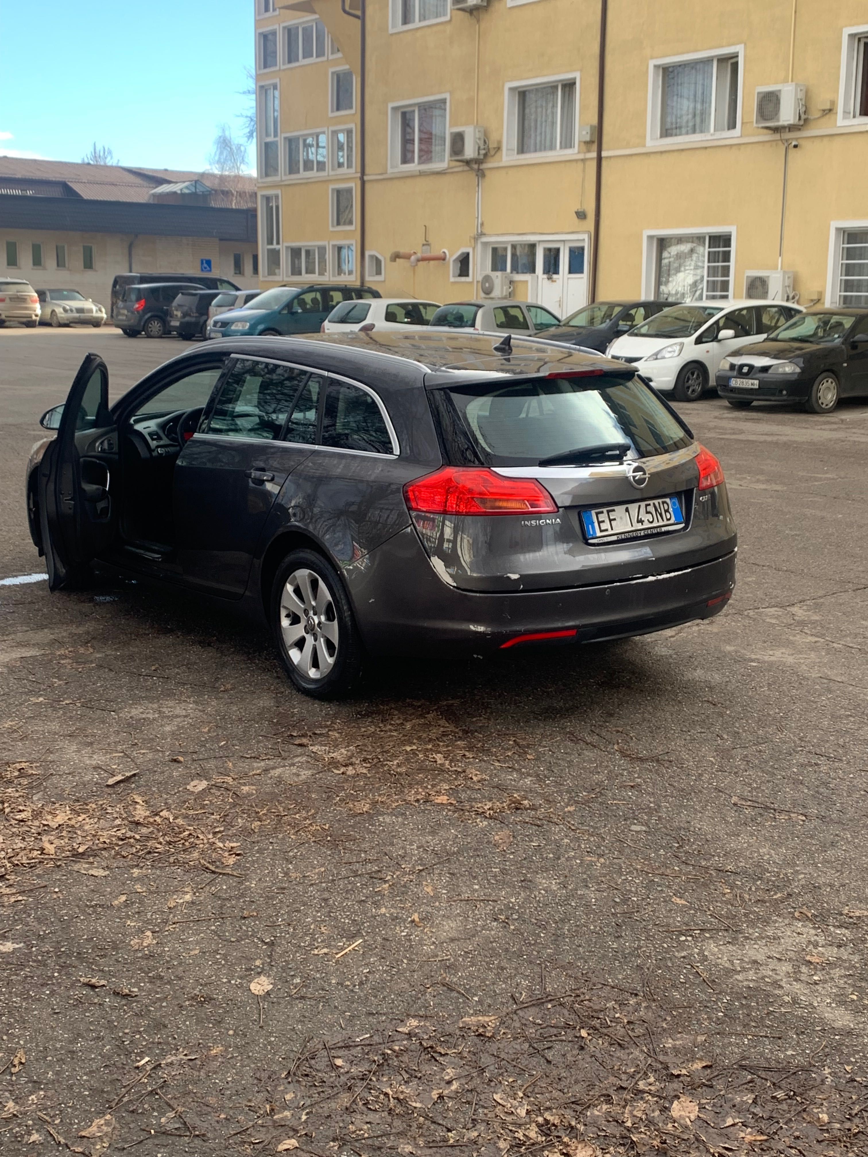 Opel Insignia 2.0 cdti 6скорости 2011г 160кс