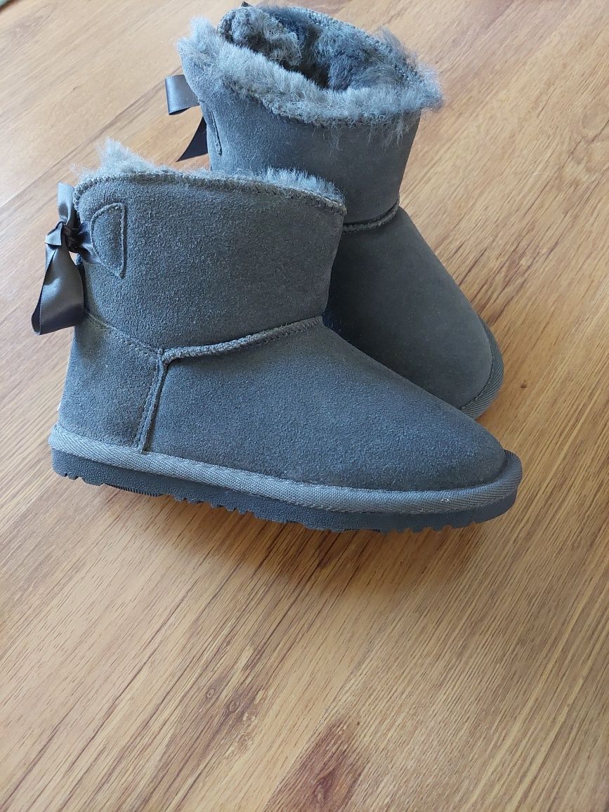 Ghete UGG noi din piele, blanita naturala interior copiii masura 32( s