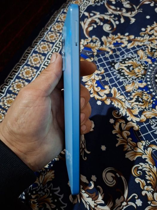 Redmi not 12 smartfon zoʻr telefon