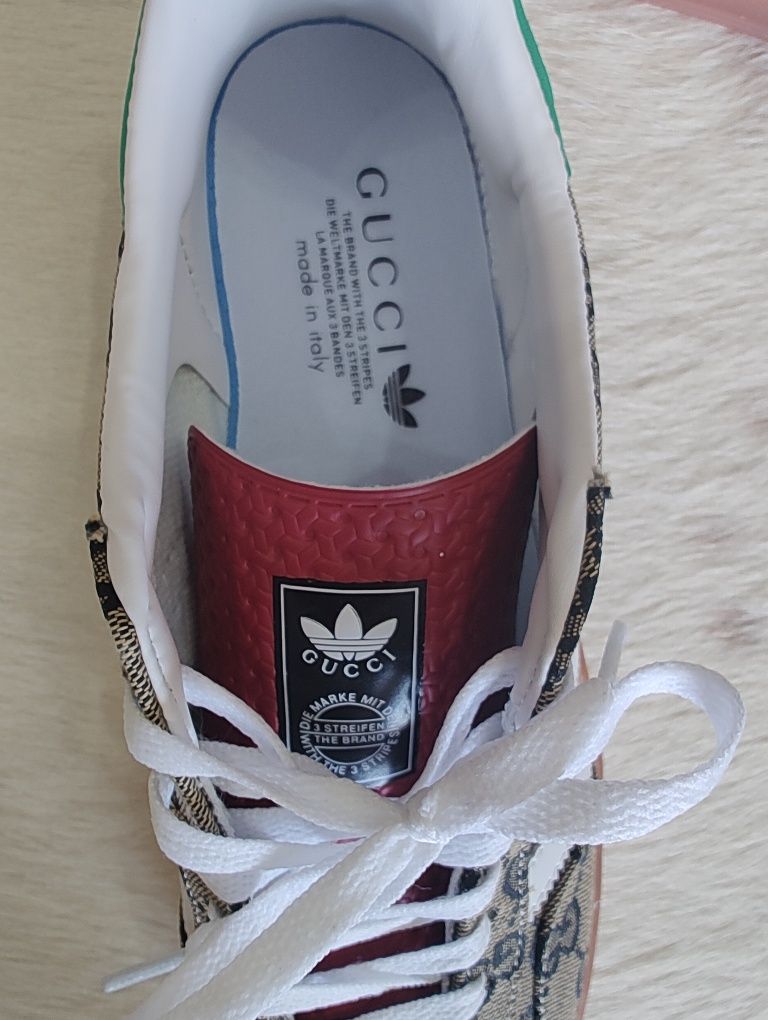 Gucci adidas gazelle