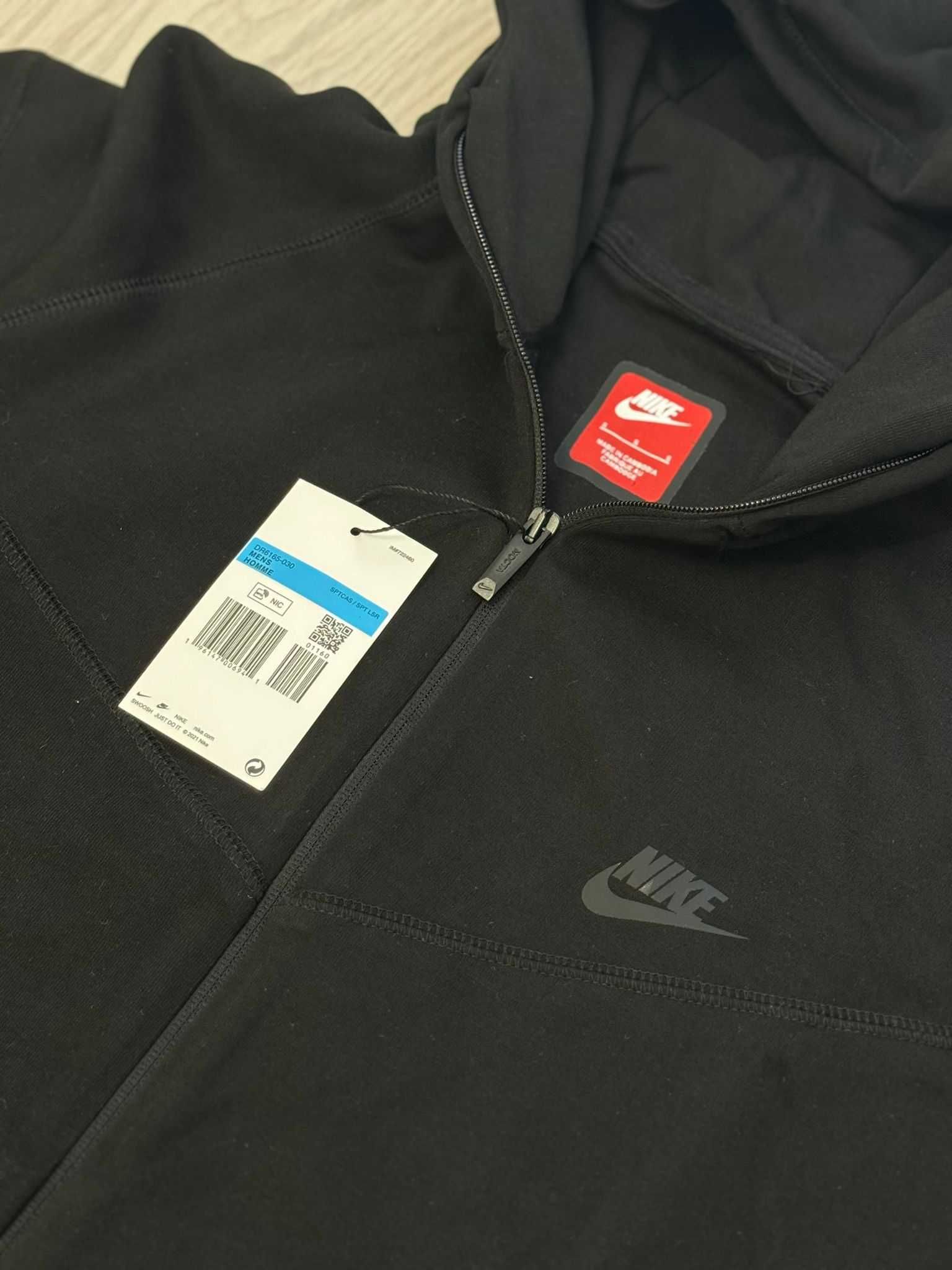 Trening NIKE Tech - Fleece Model NOU 2025 l Compleu Baieti / Barbati