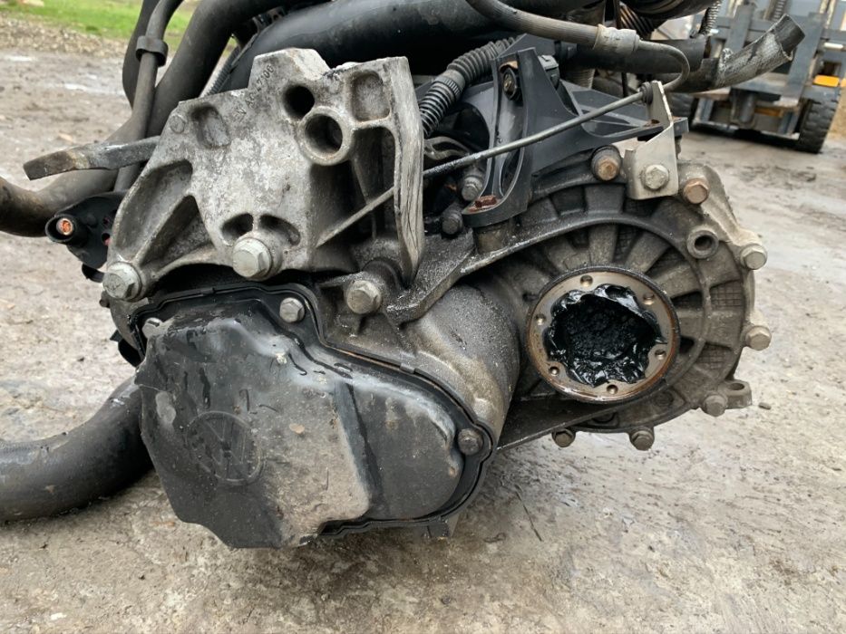 Cutie de viteze manuala 5 trepte Volkswagen Golf 5 Plus 1.9 TDI