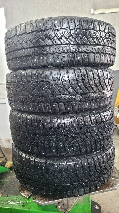 195/55/R15 Viatti