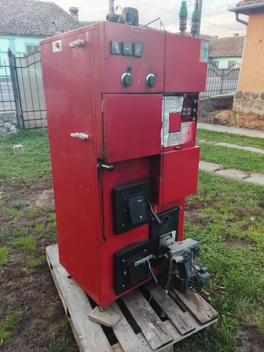 Centrala mixtă lemn și ulei