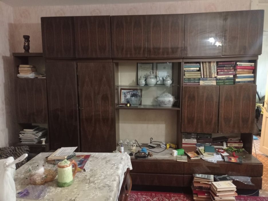 Дарю шкафы, стенку, кровать