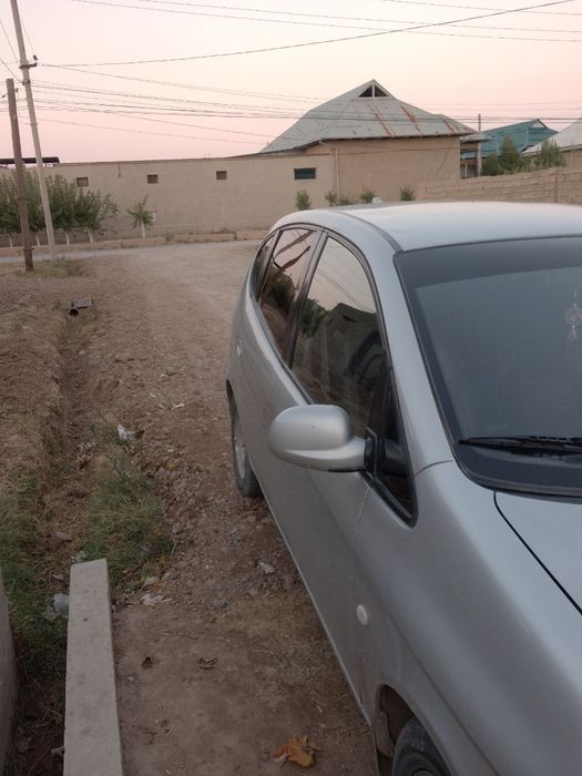 Такума сотилади.