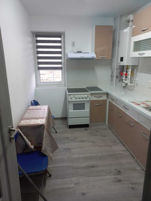 Inchiriez apartament 2 camere