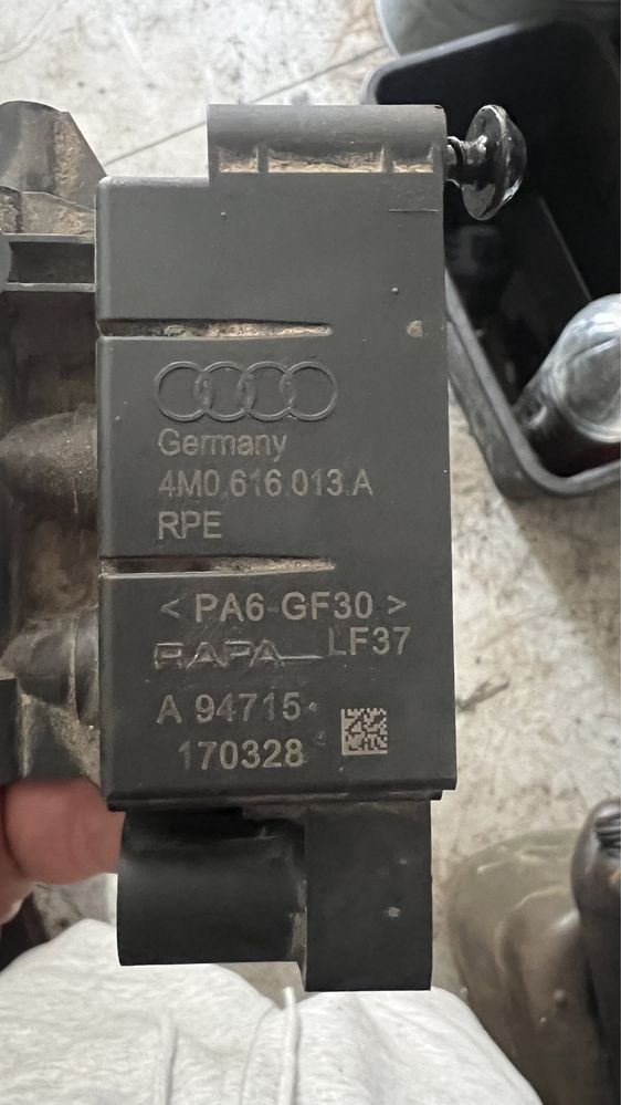 Bloc valve audi q7-q8 4M0 616 013 A