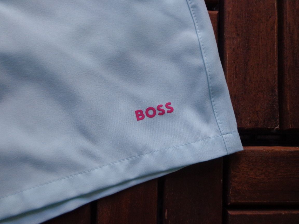 Мъжки плувни шорти BOSS Tio размери S, M, L