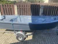 Barca 4,2 m , peridoc , motor 8 cp