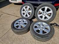 Продавам джанти с гуми за Хюндай Санта Фе 235/60R18