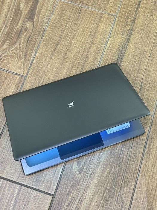Laptop Allview i3 8GB RAM 256 GB Impecabil