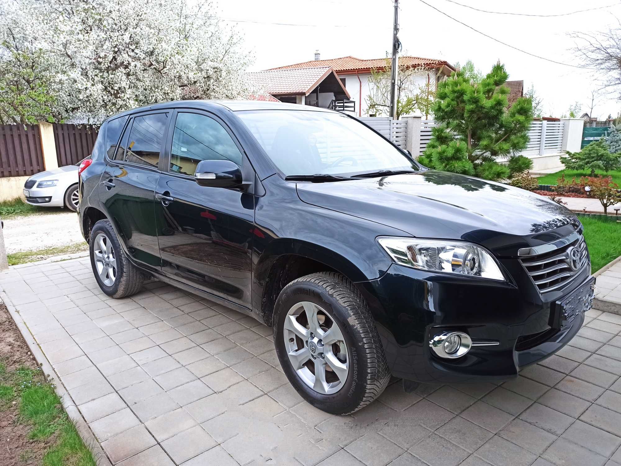 Toyota Rav4, 2012,4x4,primul proprietar, automata, benzina 150.000km