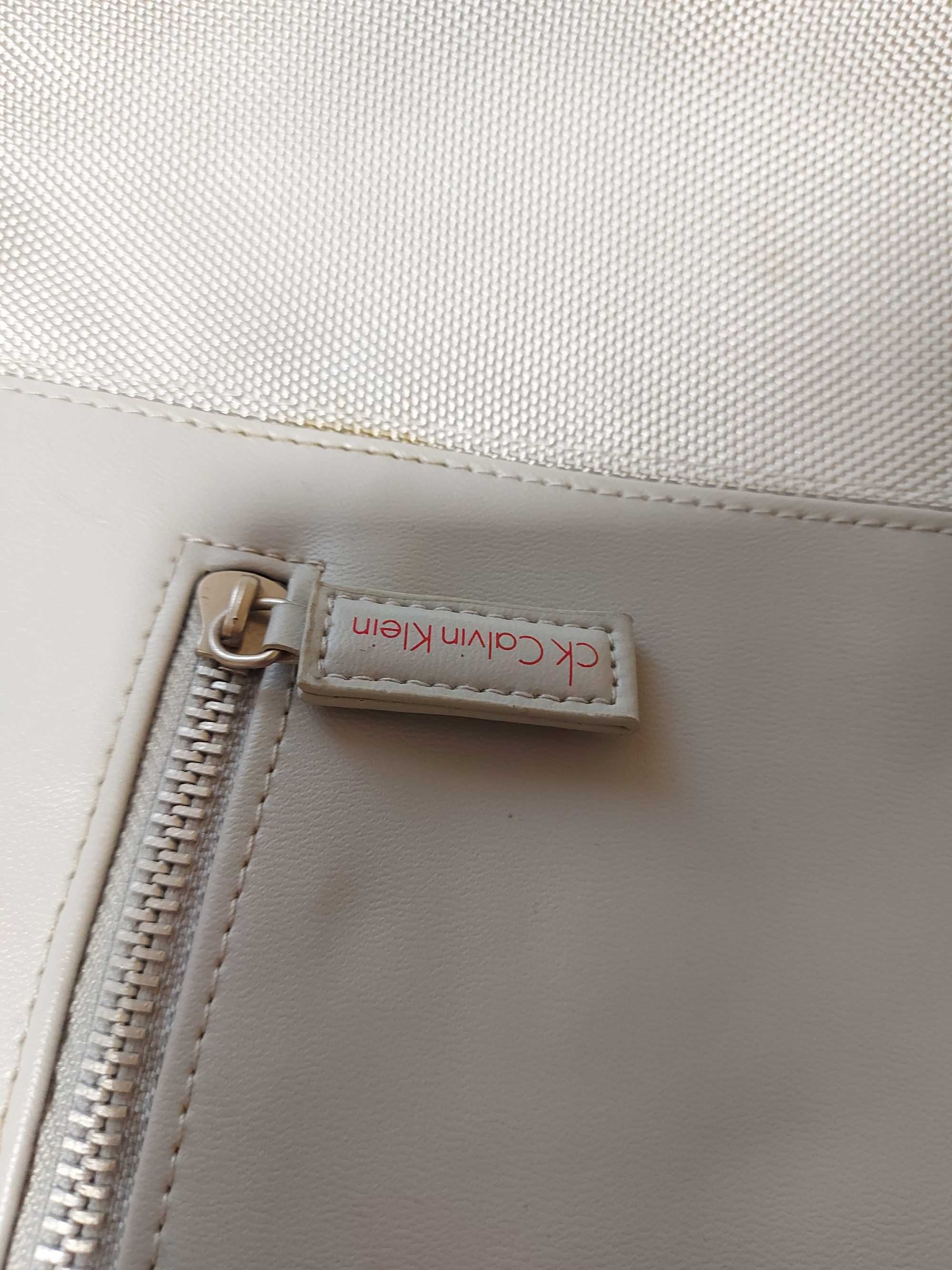 Кожена чанта Calvin Klein оригинална