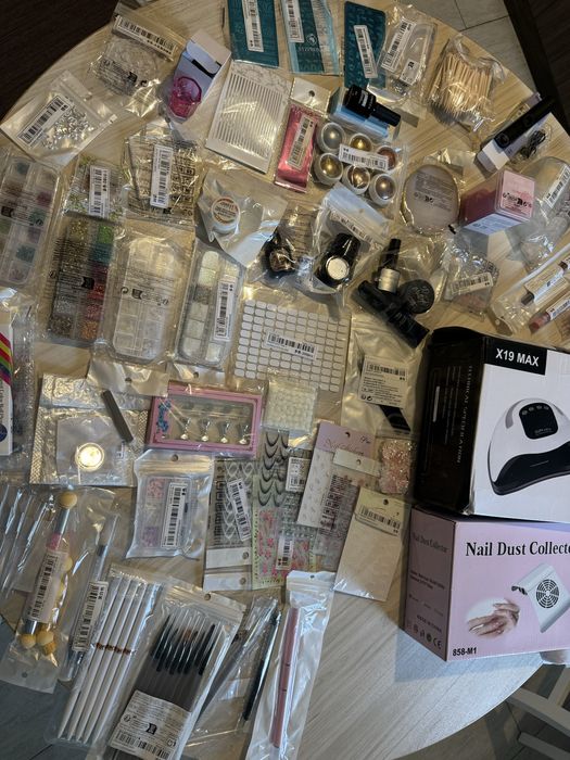 Неизползвани материали за маникюр – всичко, от което имаш нужда!