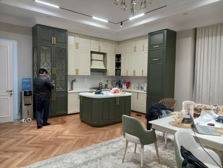 Мебель на заказ кухонный гарнитур спальний гарнитур детские мебели