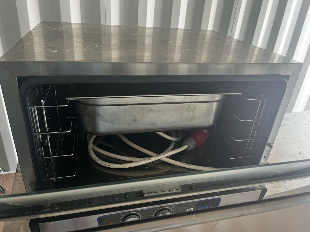 vand utilaje profesionale bucatarie horeca