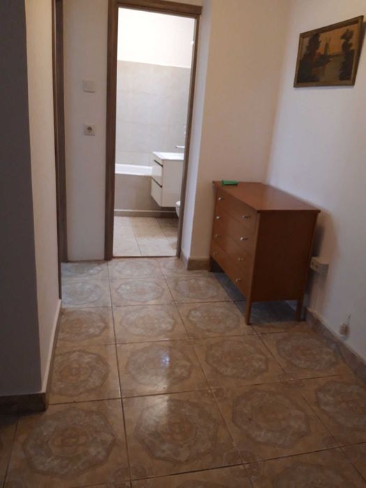 Inchiriez garsoniera/spatiu birou/cabinet/parter