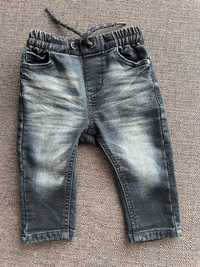 Jeans next, masura 6-9 luni, stare foarte buna