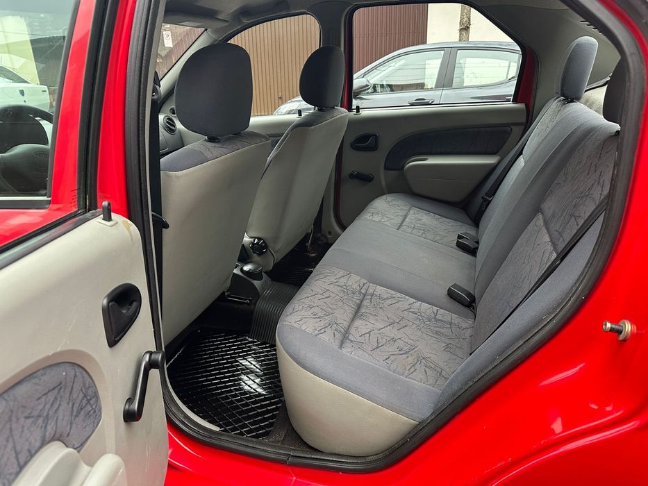 Dacia logan an fabricatie 2006 km 107.000