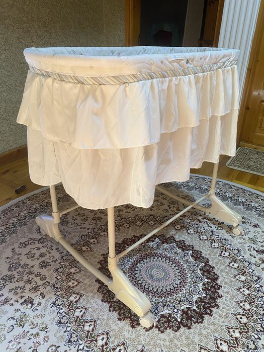 Yosh bolachalar uchun kravat hamda 4  5  yoshgacha bolalar un kalyaska