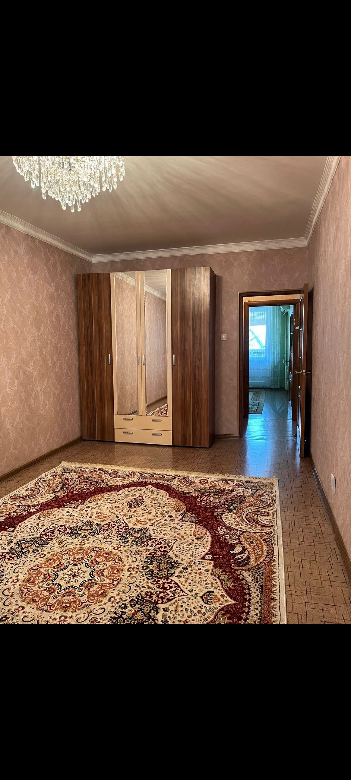 Сдаётся 2-комн кв 11 -37
