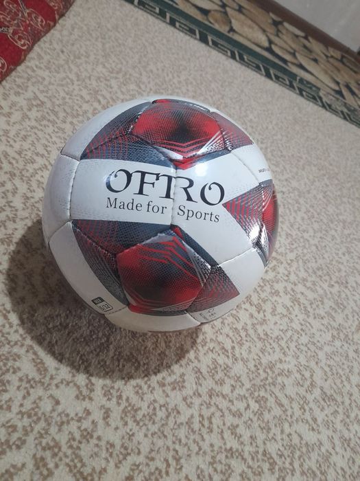Мяч футбольный OFTRO 5/32.