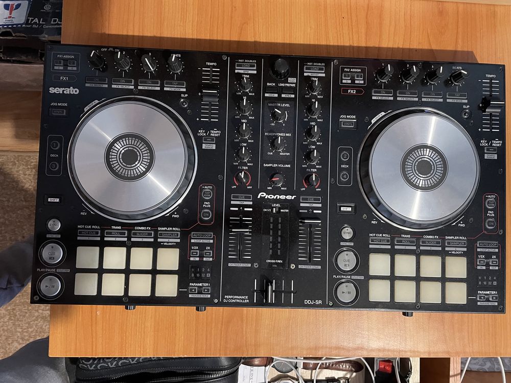 Pioneer Sr Dj Конзола/Контролер