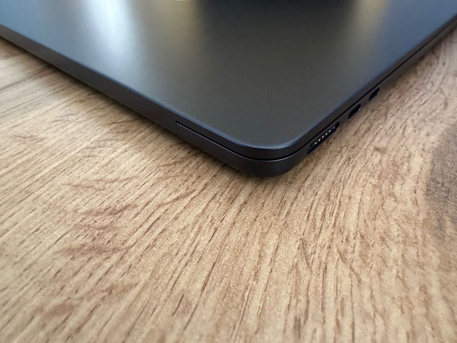 MacBook Air 13" M4 Chip 10-CPU, 8-GPU, 16RAM, 256SSD ГАРАНЦИЯ 23.4.26г