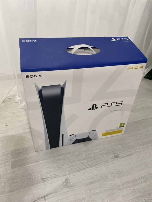 PlayStation 5 825 gb si 23 de jocuri