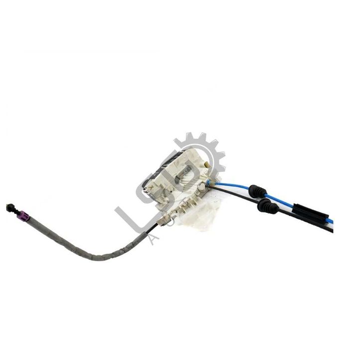 Брава задна дясна врата Mercedes-Benz E-Class 2009-2016 ID: 133523