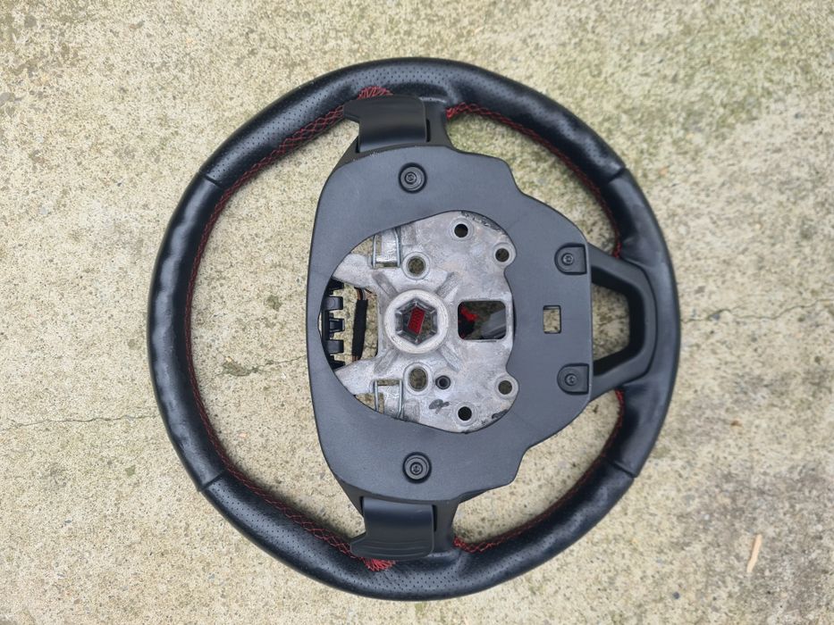 Volan ford mondeo Mk5 cu comenzi și padele