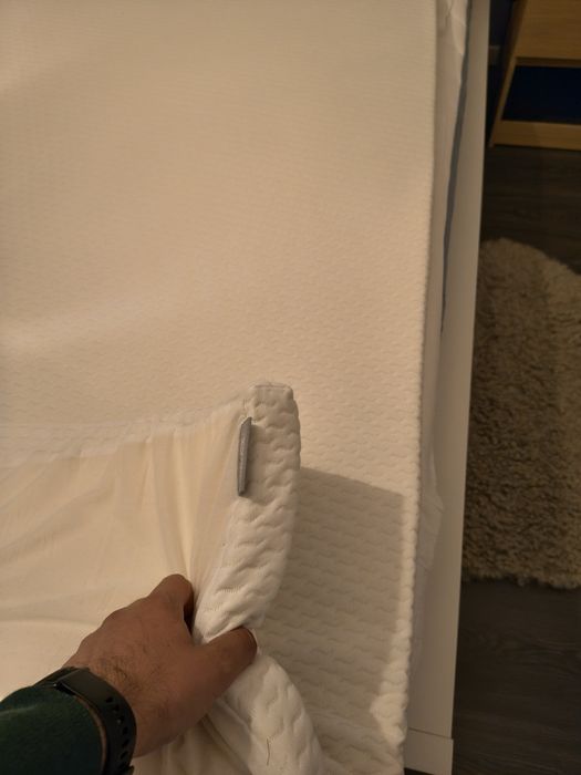 Vând topper wellpur 160x200 spumă memorie aproape nou