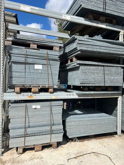 Grătare zincate metalice