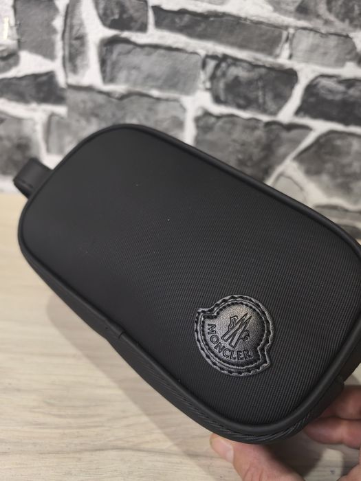 Чанта тип несесер