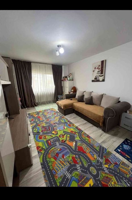 Vând apartament 2 camere decomandat in Brazda