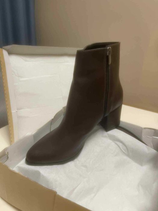 Кожени пролетно-зимни боти