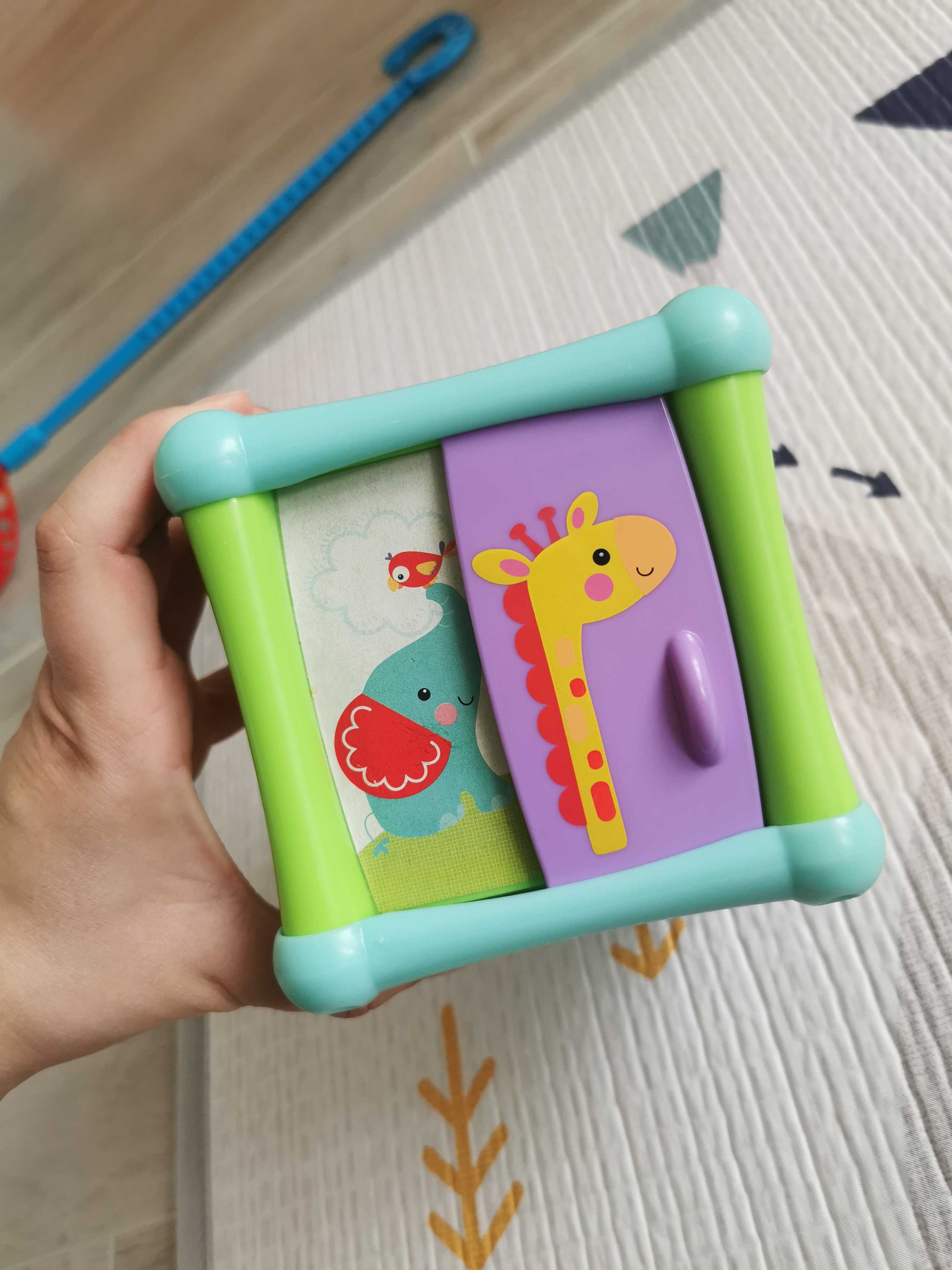 Интерактивно кубче Fisher price