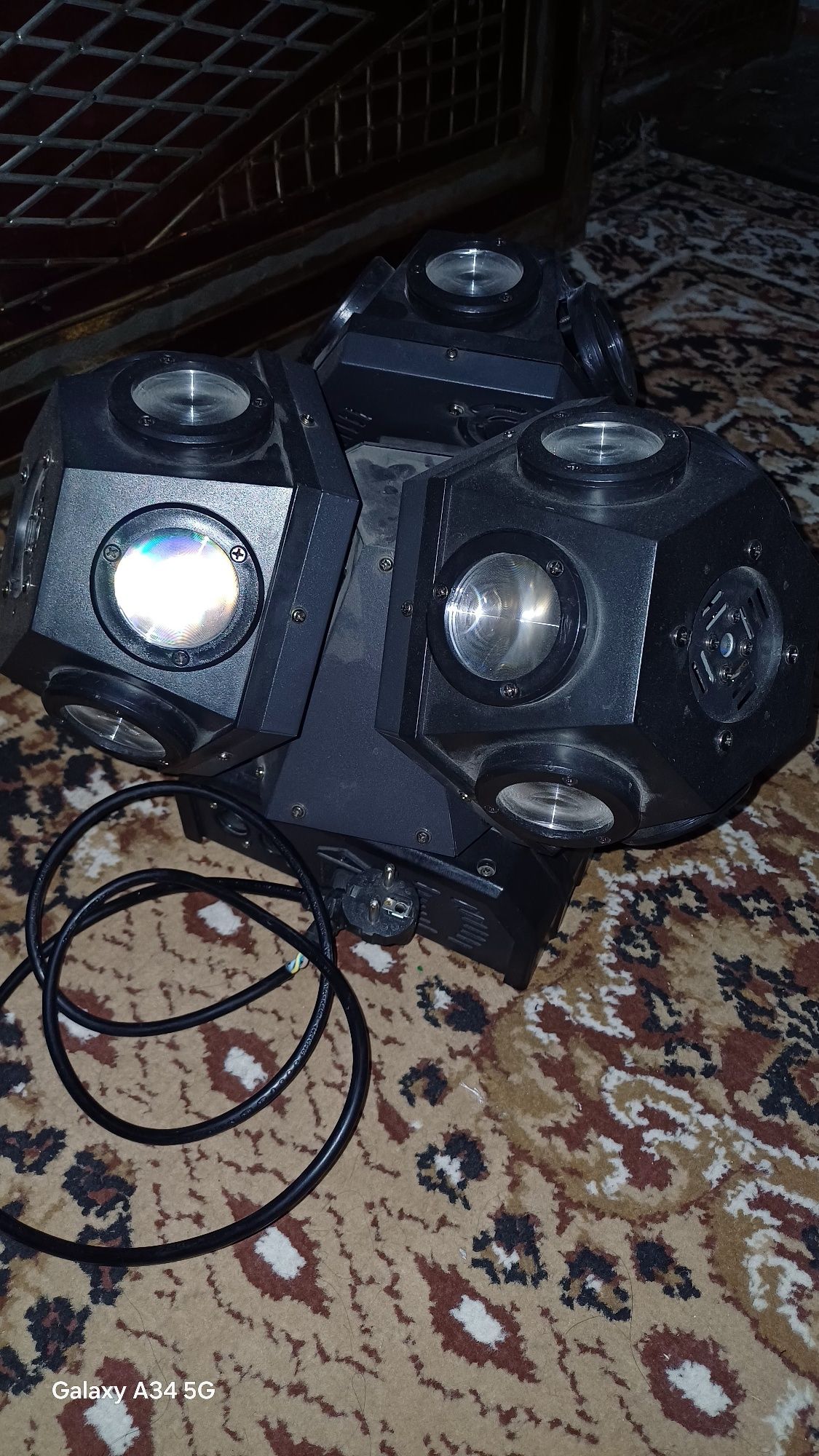 LED MINI MOVING LIGHT холати яхши коп ишлатилмаган