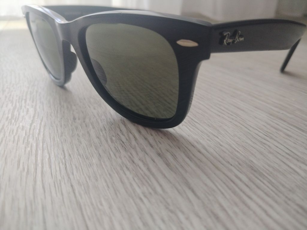 Ochelari noi Ray-Ban Italia