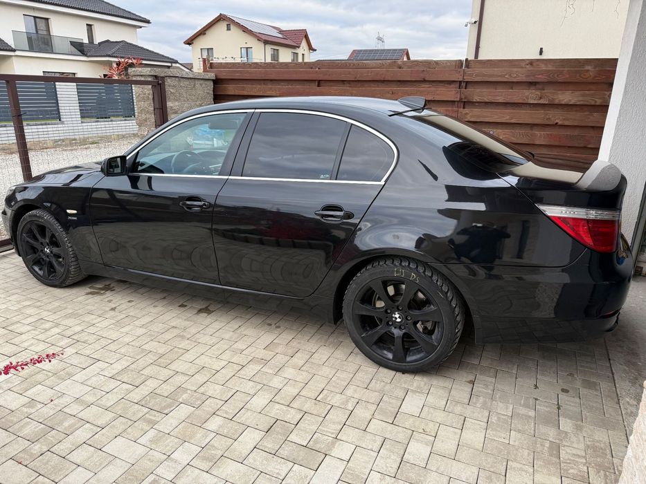 BMW Seria 5 BMW 530xd 235 CP, automat, piele