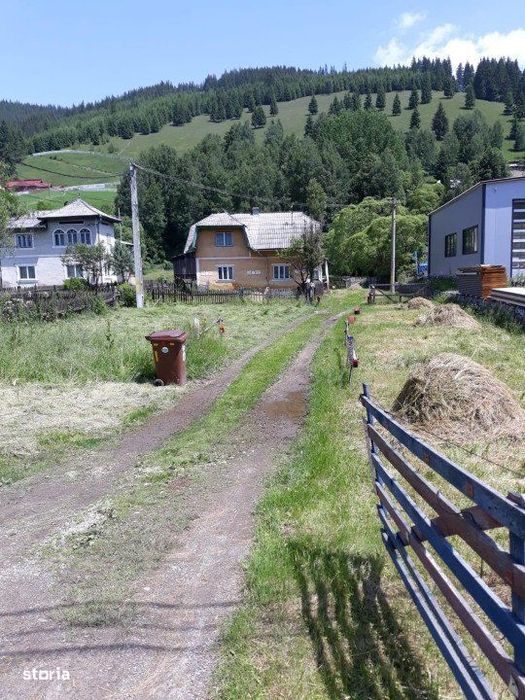 Casa renovabila  + teren  in Argestru, Suceava