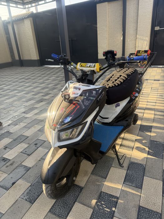 Продам. Мапед М 8 и скутер