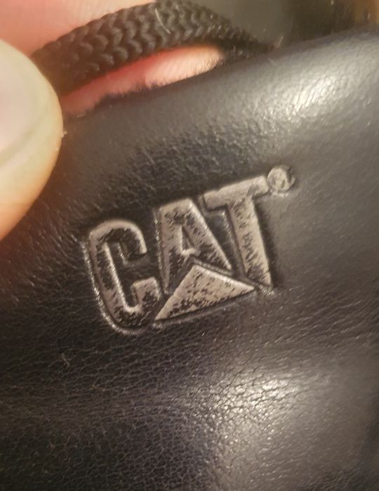 Продам зимнюю обувь 43 размера