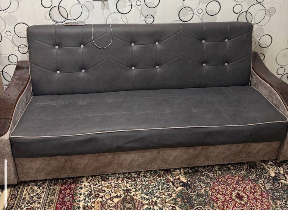 Диван кресло сотилади