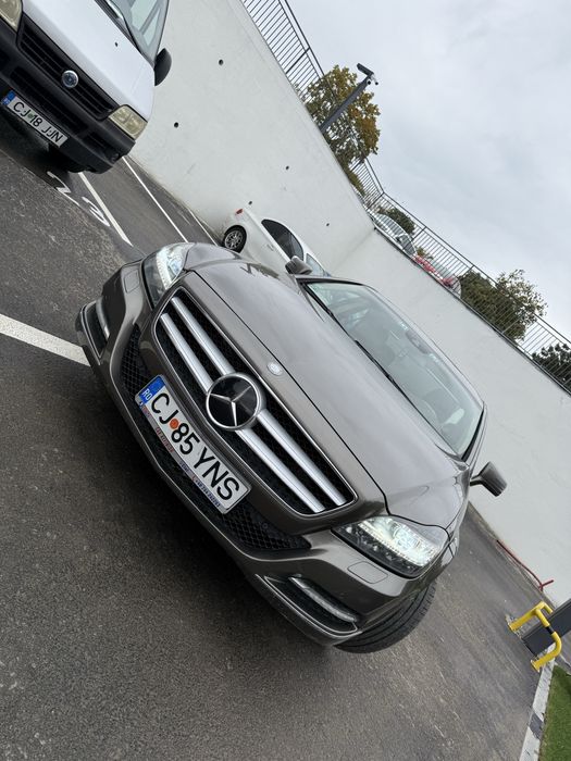 Vând Mercedes Cls w218