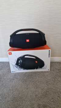 Отличная. Новая колонка Jbl Boombox 2.